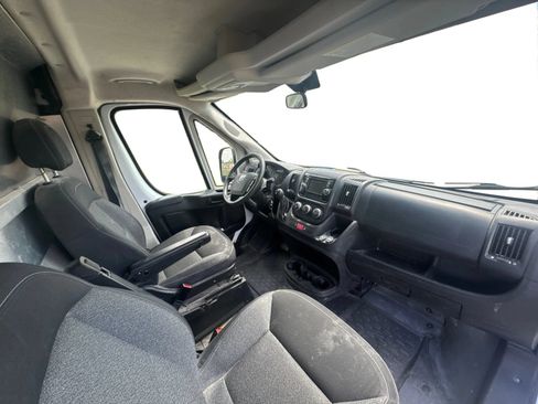 Used 2017 RAM ProMaster 2500 w/ Interior Convenience Group FWD image 14