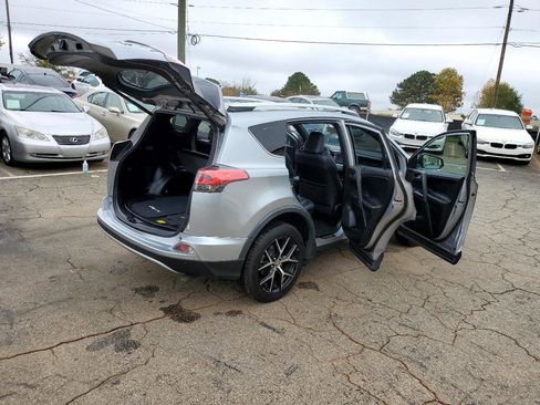 Used 2016 Toyota RAV4 SE image 46