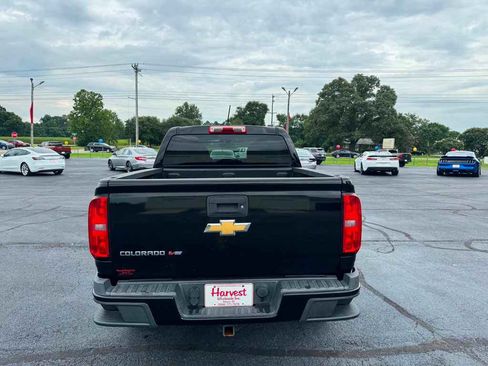 Used 2017 Chevrolet Colorado W/T w/ WT Convenience Package RWD image 4