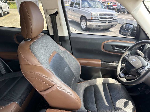 Used 2021 Ford Bronco Sport Outer Banks AWD/4WD image 14