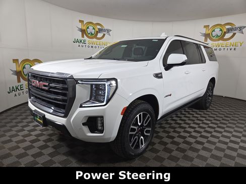 Certified 2022 GMC Yukon XL AT4 image 3