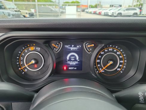Used 2024 Jeep Wrangler Unlimited Sport AWD/4WD image 22
