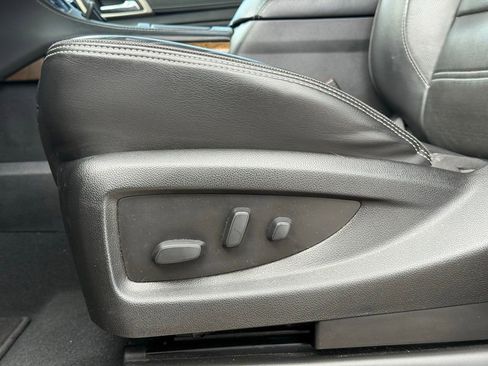 Used 2019 GMC Yukon XL Denali w/ Denali Ultimate Package image 12