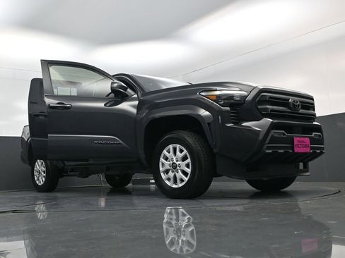 Used 2024 Toyota Tacoma SR5 image 26