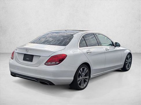 Used 2015 Mercedes-Benz C 300 Sedan image 5