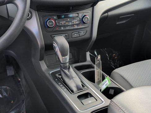 Used 2019 Ford Escape SE AWD/4WD image 8