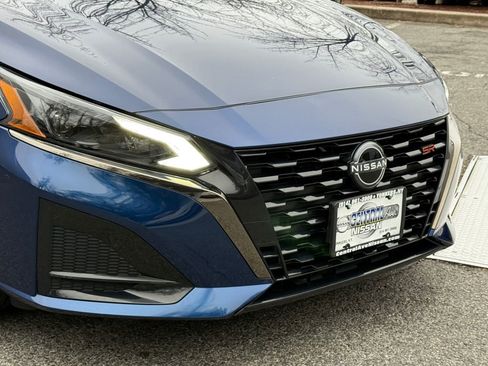 Used 2023 Nissan Altima 2.5 SR image 8