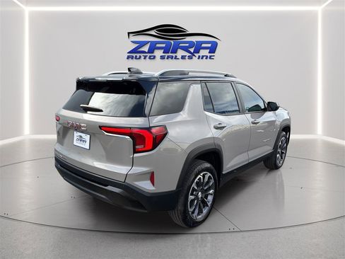 Used 2025 GMC Terrain Elevation w/ Elevation Premium Package AWD/4WD image 7