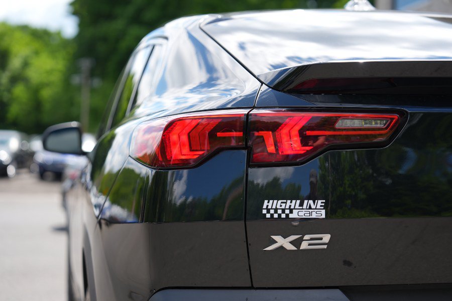 Used 2025 BMW X2 xDrive28i w/ Convenience Package AWD/4WD image 12