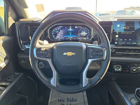 Used 2022 Chevrolet Silverado 1500 LT image 19