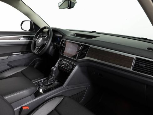 Used 2019 Volkswagen Atlas SEL R-Line AWD/4WD image 30