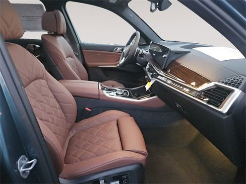 New 2026 BMW X5 xDrive50e w/ Climate Comfort Package image 15