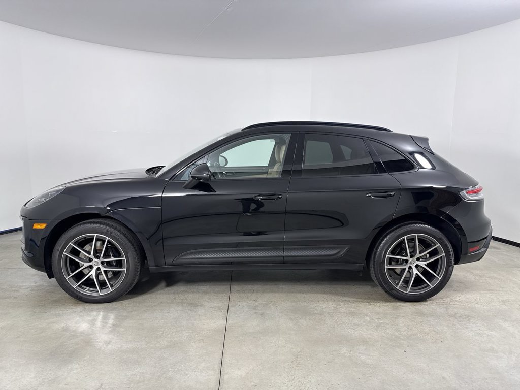 Certified 2024 Porsche Macan S w/ Premium Plus Package AWD/4WD image 2