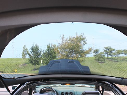 Used 1995 Pontiac Firebird Coupe RWD image 18