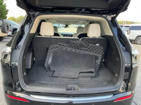Used 2023 Buick Enclave Avenir w/ Avenir Technology Package FWD image 20