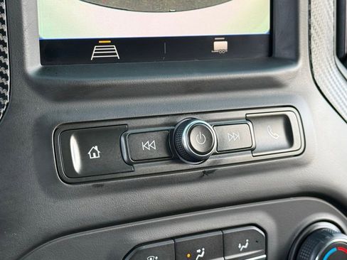 Used 2020 Chevrolet Silverado 1500 Custom Trail Boss w/ Custom Convenience Package image 10