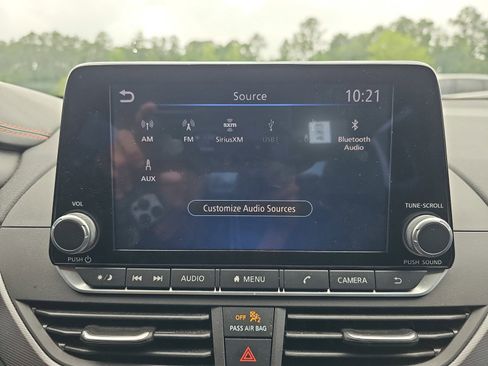 Used 2023 Nissan Altima 2.5 SR FWD image 23
