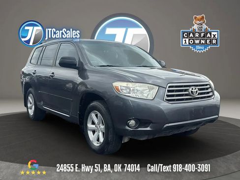 Used 2010 Toyota Highlander SE image 1