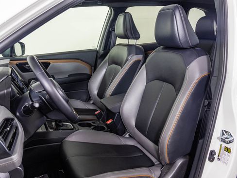 Used 2025 Subaru Forester Sport AWD/4WD image 23