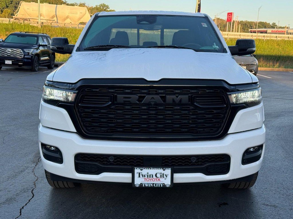 Used 2025 RAM 1500 Big Horn AWD/4WD image 10