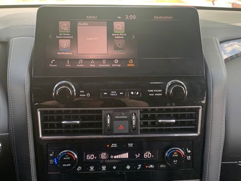 Used 2024 Nissan Armada Platinum w/ Captain's Chairs Package image 17