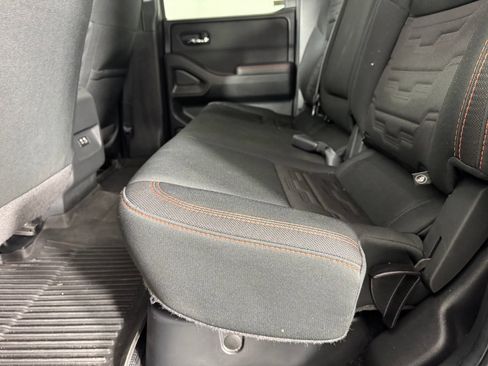 Used 2024 Nissan Frontier PRO-4X w/ Technology Package AWD/4WD image 29