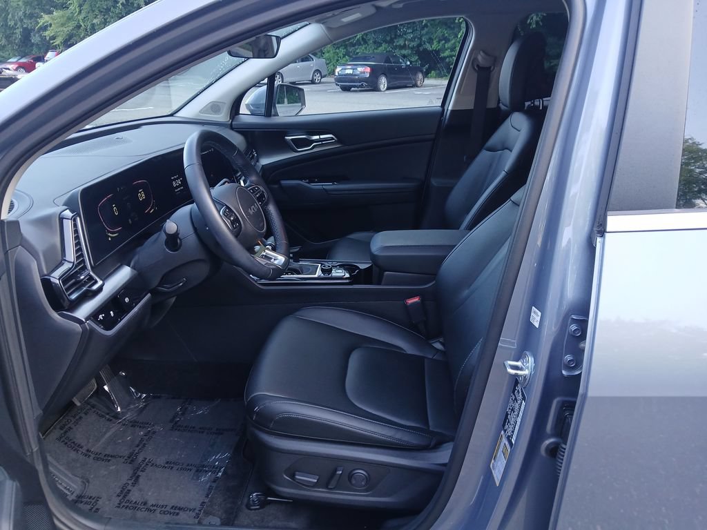 Used 2024 Kia Sportage EX FWD image 10