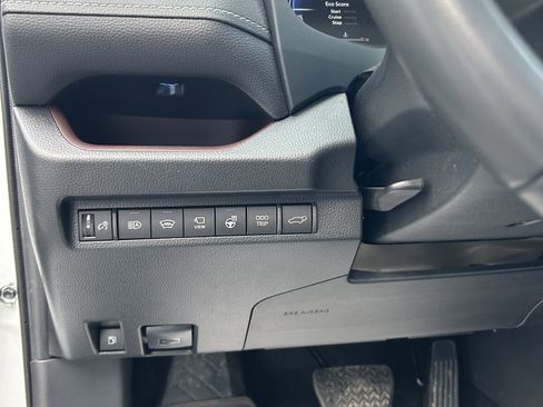 Used 2024 Toyota RAV4 Limited w/ Advanced Technology Package image 15