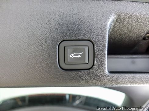 New 2026 Chevrolet Equinox EV LT image 20