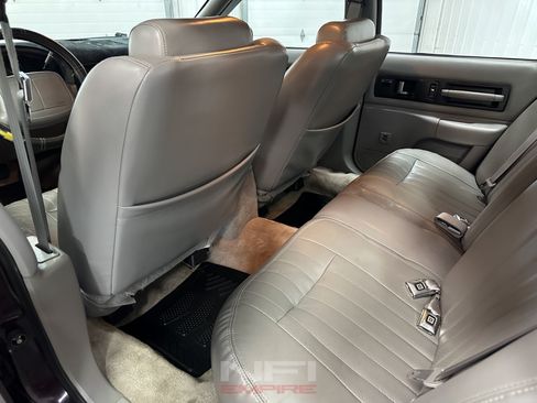 Used 1995 Chevrolet Impala SS RWD image 31