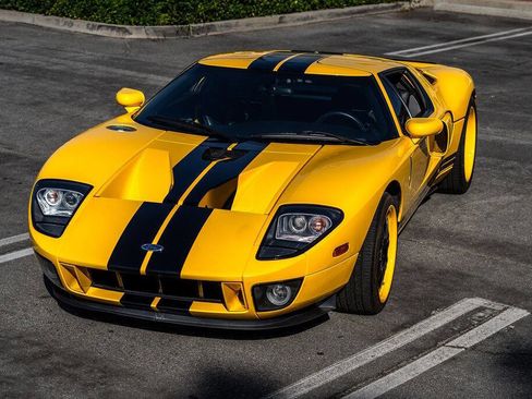 Used 2006 Ford GT image 7