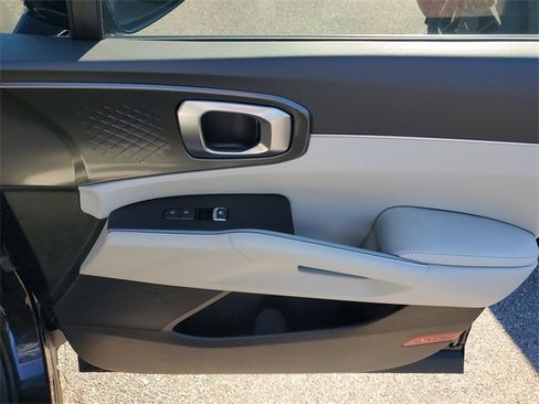 New 2026 Kia Sorento S w/ S Panoramic Sunroof Package image 10