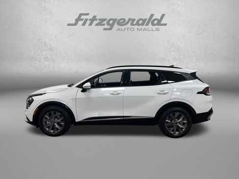 Used 2024 Kia Sportage SX FWD image 2