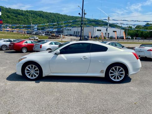 Used 2012 INFINITI G37 Journey w/ Premium Pkg RWD image 4
