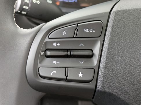 New 2026 Hyundai Venue SEL FWD image 21