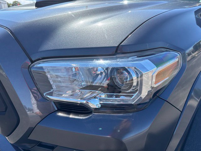 Used 2021 Toyota Tacoma TRD Sport RWD image 9