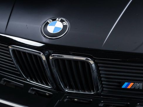 Used 1988 BMW M5 image 21