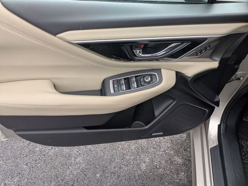 Used 2020 Subaru Legacy Limited w/ Popular Package #3 image 9