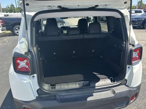 Used 2023 Jeep Renegade Limited w/ Sun/Sound Group AWD/4WD image 11