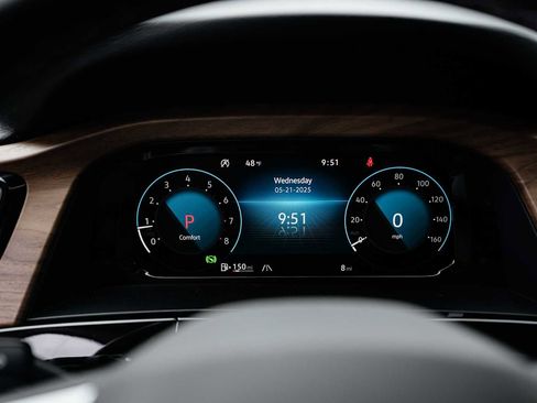 New 2025 Volkswagen Atlas SE image 22