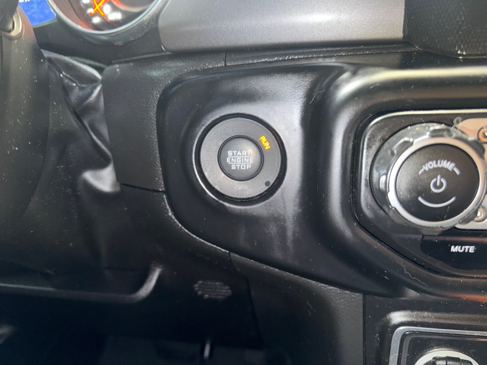 Used 2023 Jeep Wrangler Unlimited Sport AWD/4WD image 19