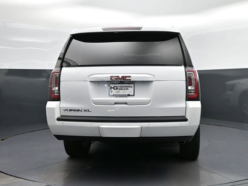 Used 2020 GMC Yukon XL SLT w/ Premium Edition image 6