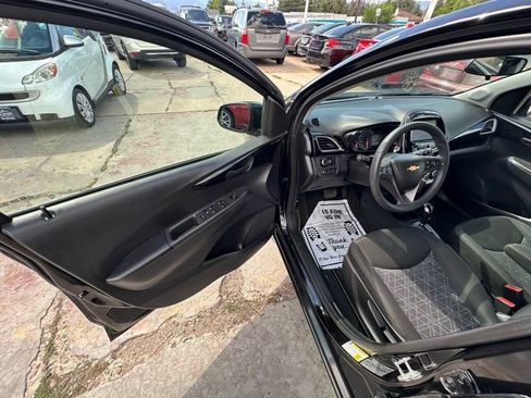 Used 2021 Chevrolet Spark LT FWD image 11