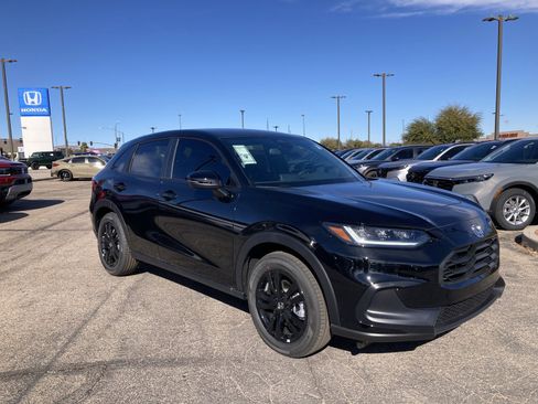 New 2026 Honda HR-V Sport image 3