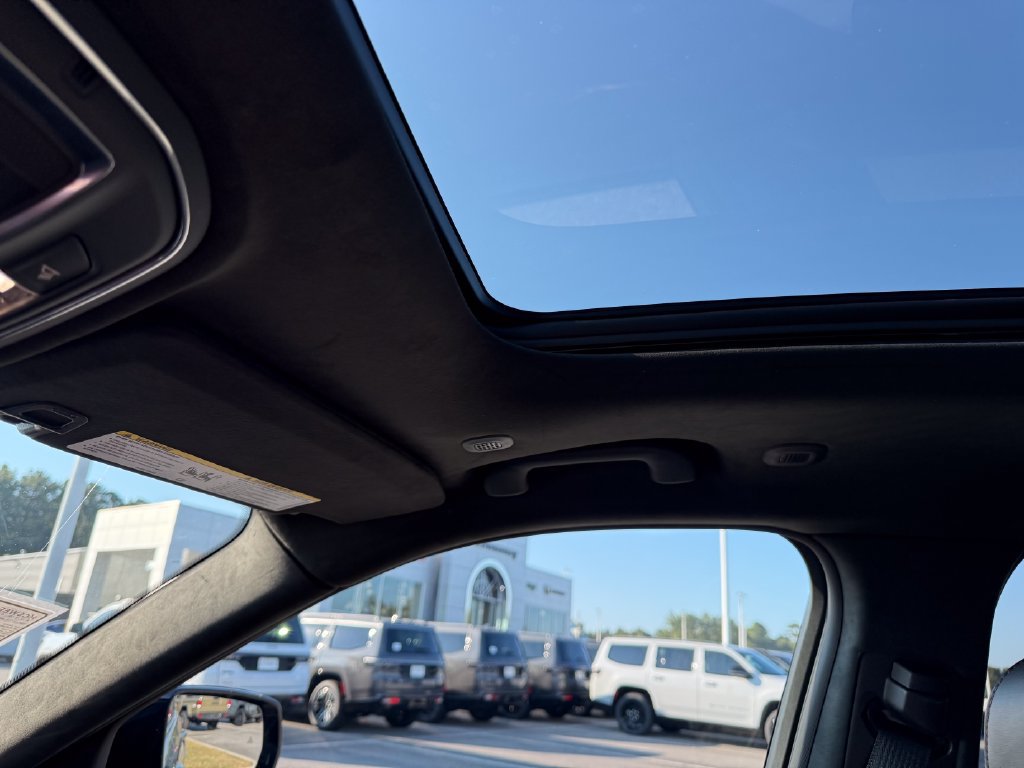 New 2027 Jeep Grand Cherokee Summit AWD/4WD image 14