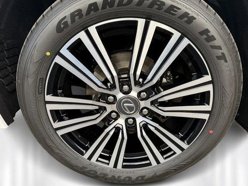 New 2026 Lexus LX 600 4WD w/ Luxury Package image 9