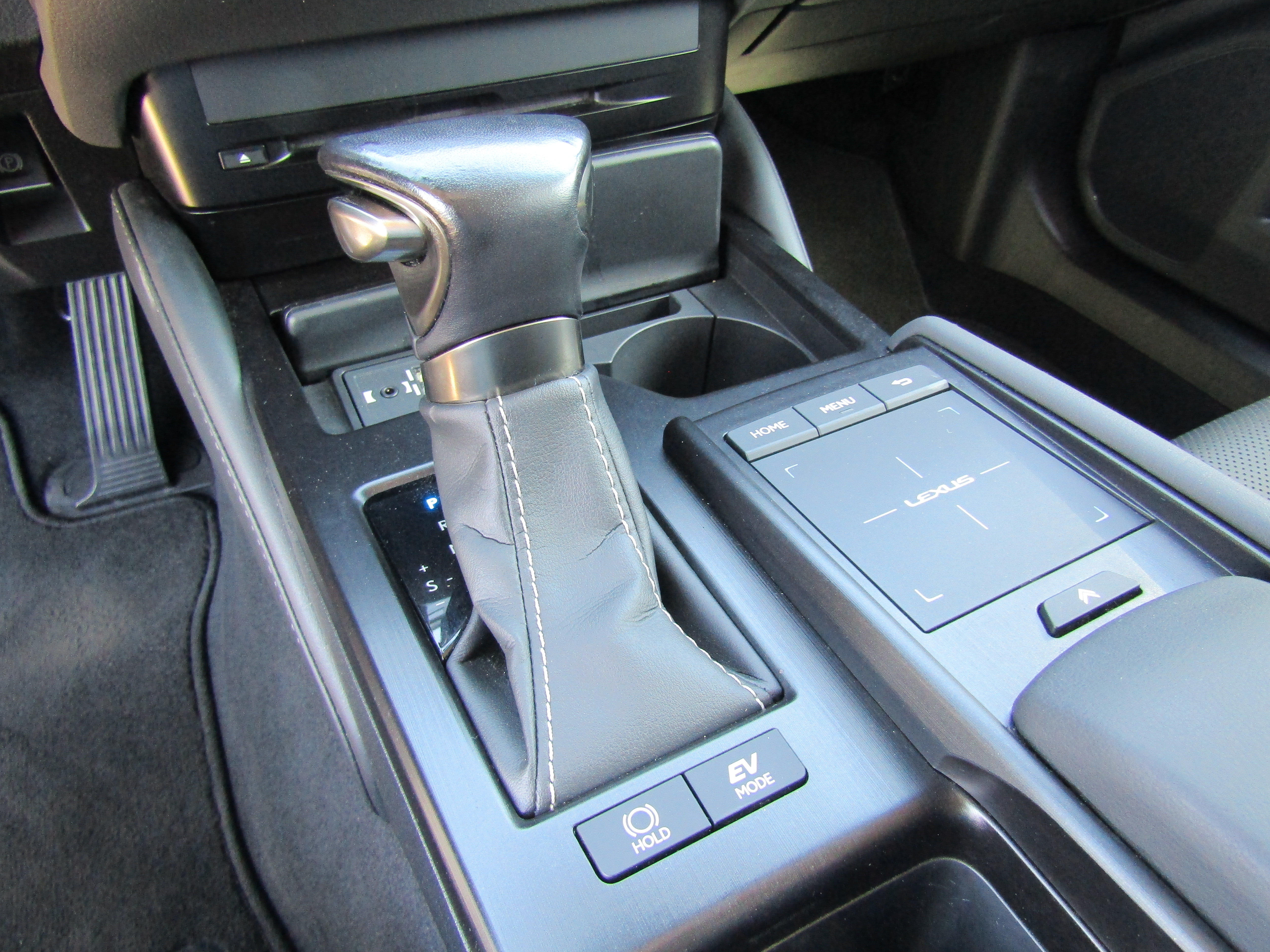 Used 2019 Lexus ES 300h FWD image 26