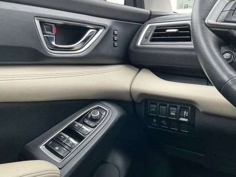 Used 2019 Subaru Ascent Limited image 26