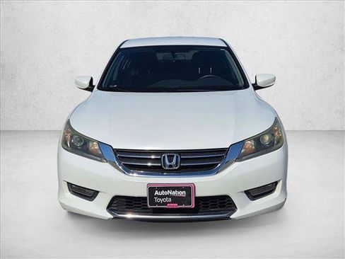 Used 2015 Honda Accord Sport image 2