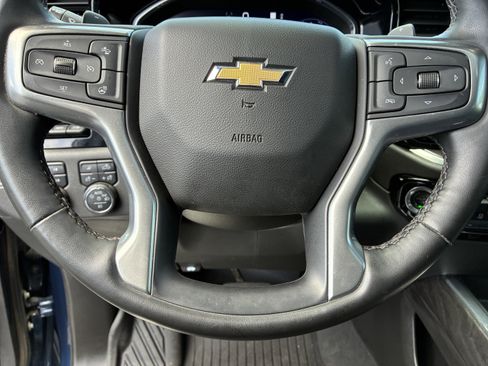 Used 2023 Chevrolet Silverado 1500 LTZ w/ LTZ Premium Package AWD/4WD image 29